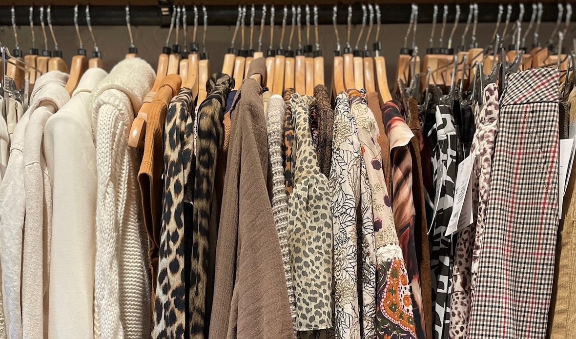 PRE-LOVED DESIGNER CONSIGNMENT