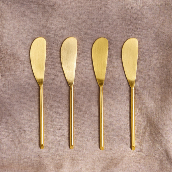Be Home Matte Gold Thin Spreaders, Set of 4