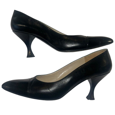 *Chanel VINTAGE 90's Lambskin Leather Patent Tip Almond Toe Mid-Heel Pumps, Size 37.5