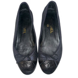 *CHANEL Leather & Suede Interlocking CC Logo Cap Toe Bow Trim Ballet Flats, Size 36.5